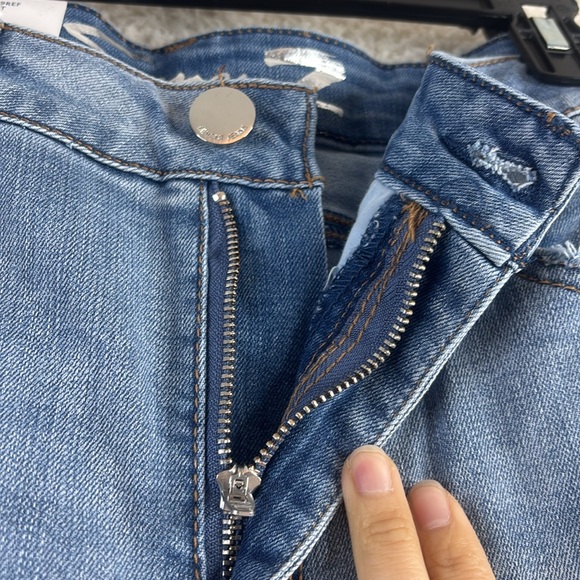 NWT Seven7 Womens Blue Denim Fray Hem Sunset Bermuda Shorts Size 14 - Picture 5 of 13